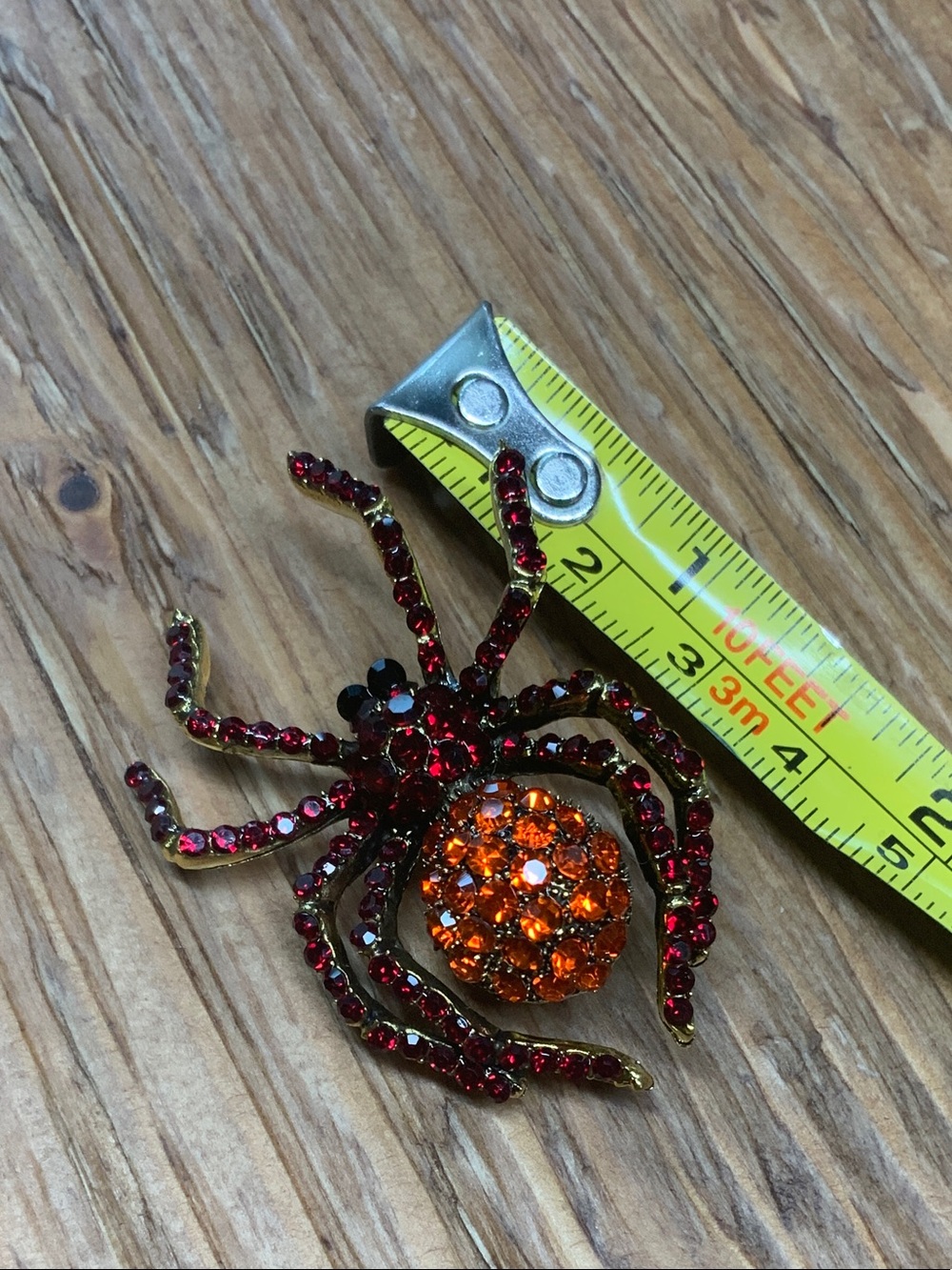Sparkling Spider Red and Orange Crystal Accent Brooch - Picture 5 of 5